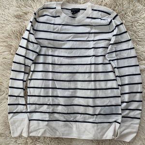 Club Monaco Merino wool crew light sweater M NWOT